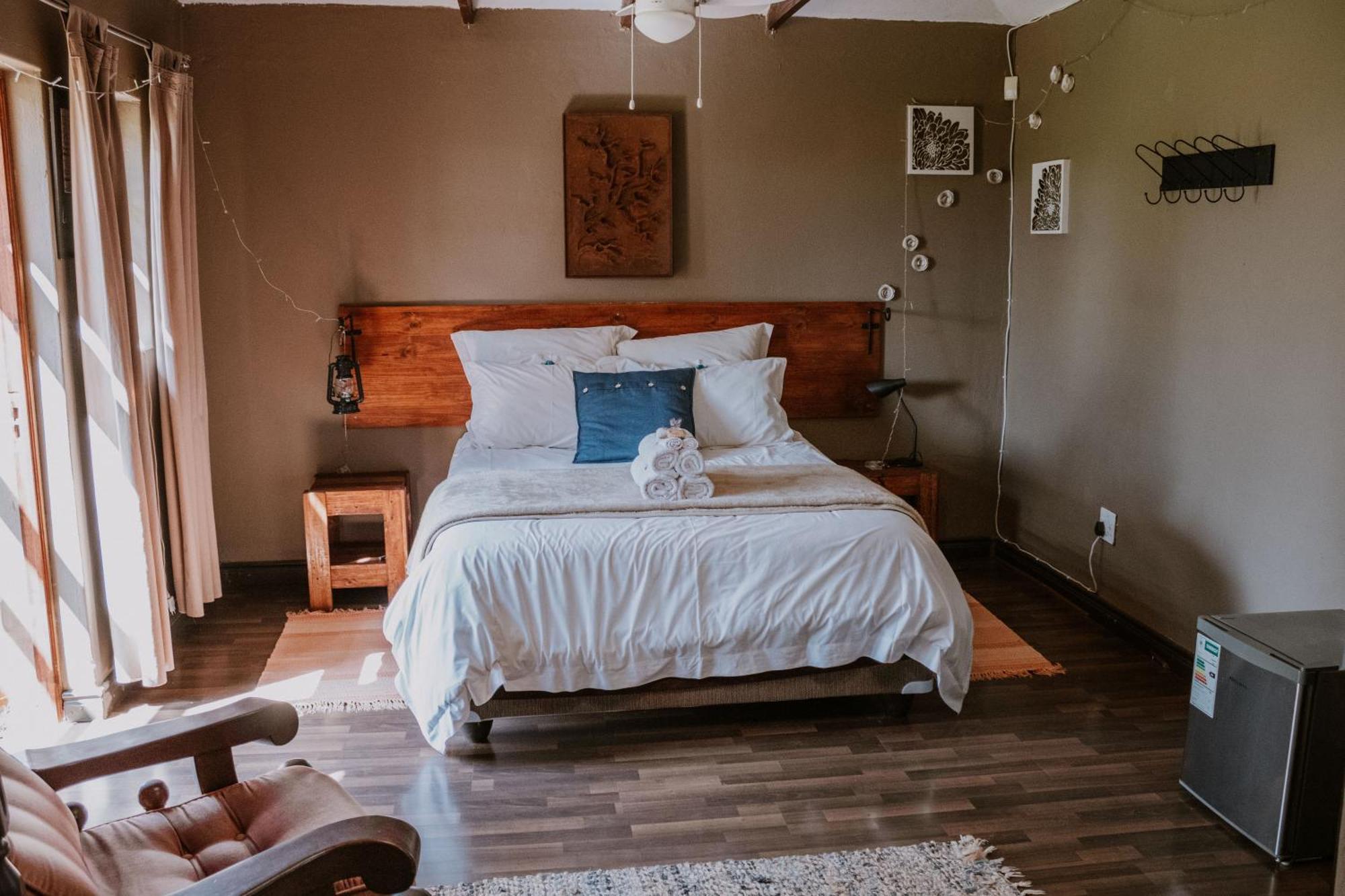 White Linen Guesthouse Tierpoort Bagian luar foto